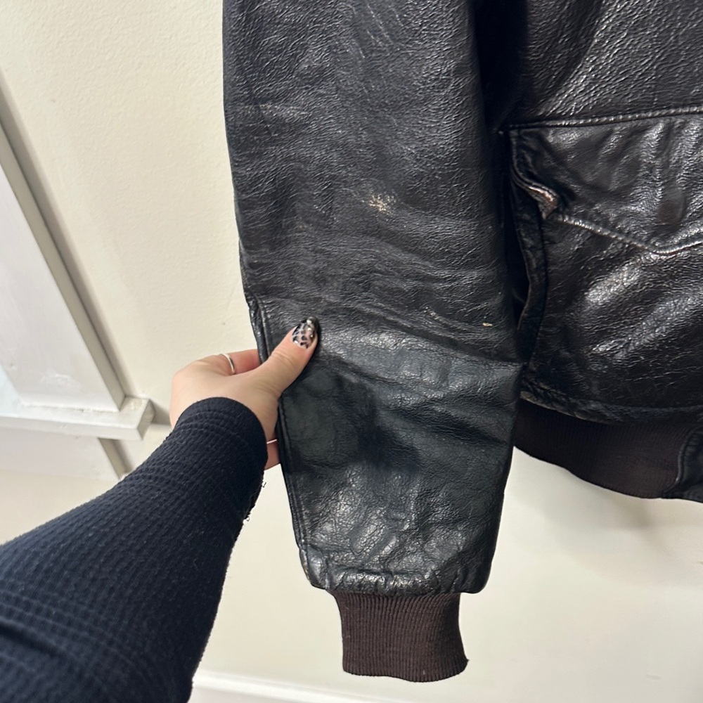 Vintage L.L. Bean Leather Bomber Jacket with Shearling Lining & Collar - Picture 5 of 8